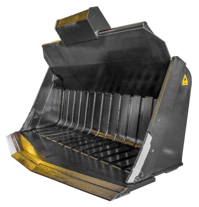 Front view of Dymax quarry rock bucket for handling marble, granite, and limestone blocks in quarries